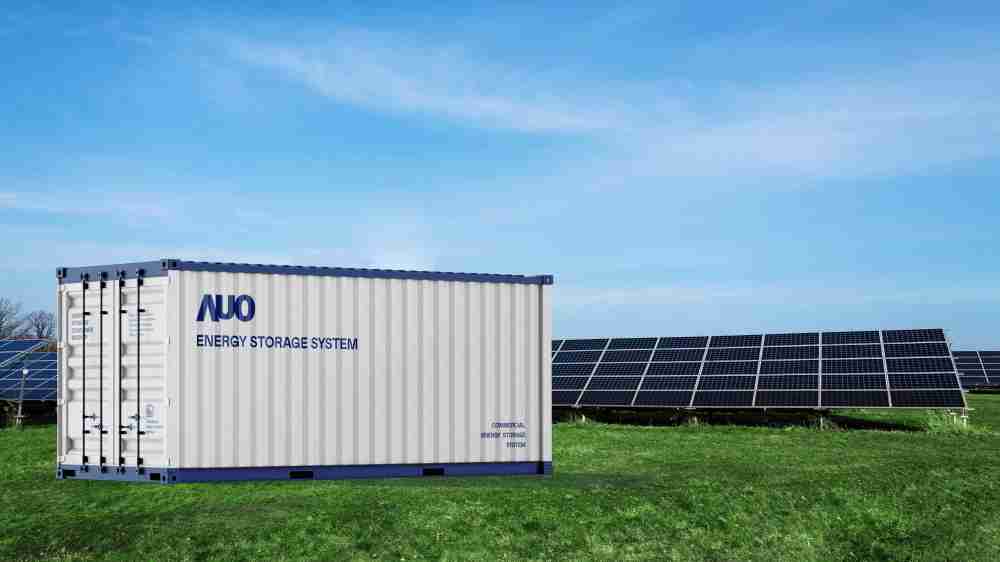 彩霸王透过AI数据管理，，提供不同类型用户进行储能与能源管理，，，达到再生能源管控调度成效